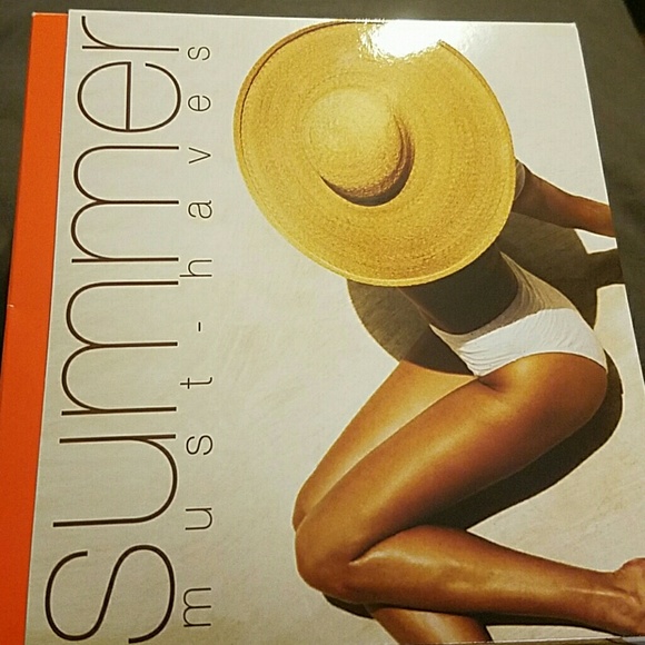 Summer Must Haves set by QVC - Picture 1 of 2