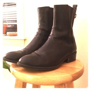 Women's chelsea boots