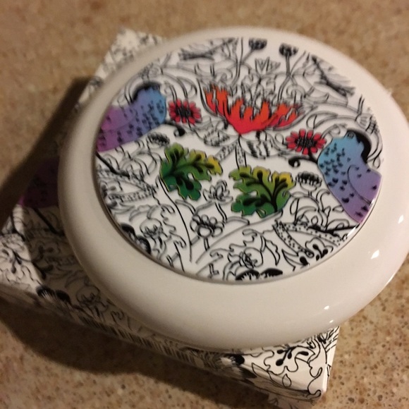 MAC Cosmetics Liberty of London SHELL PEARL powder