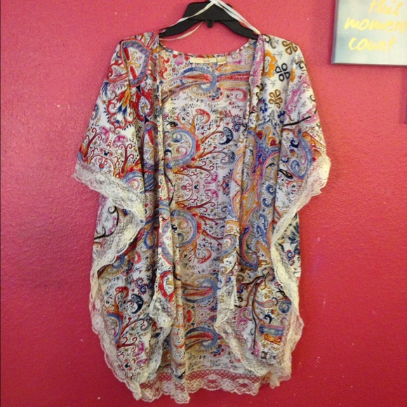 Pink Floral Printed Kimono
