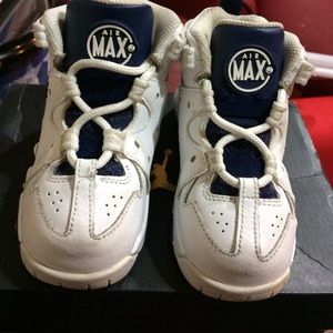 Size 8 Nike Air Max for Toddler Boys