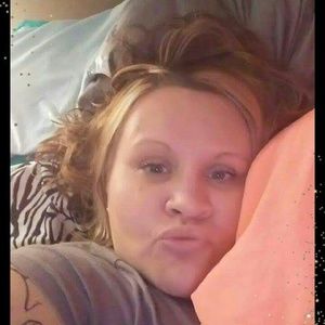 Meet your Posher, Hollie