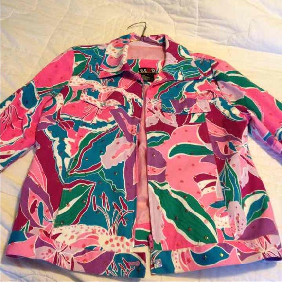 Gorgeous Multicolor Jacket😍😍