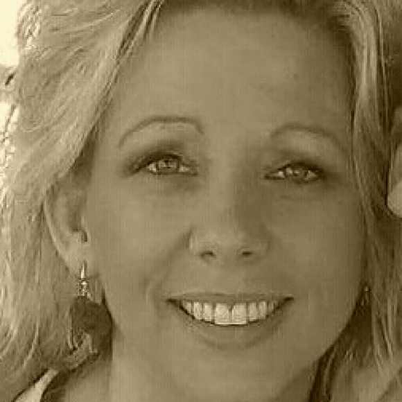 Meet your Posher, Stacie