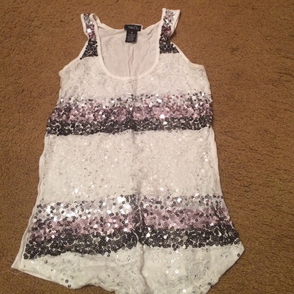 Two Shimmer tank top - Picture 3 of 3