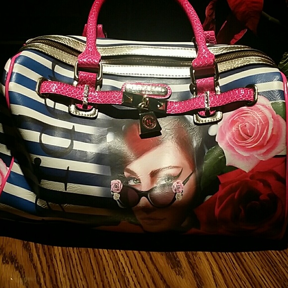 Hand bags
