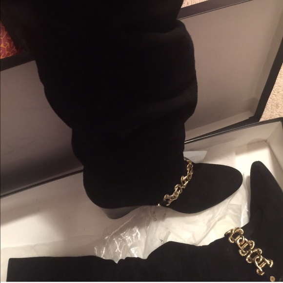 BCBG wedges