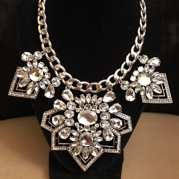 Eye Candy of Los Angeles Hearts Necklace-NWOT