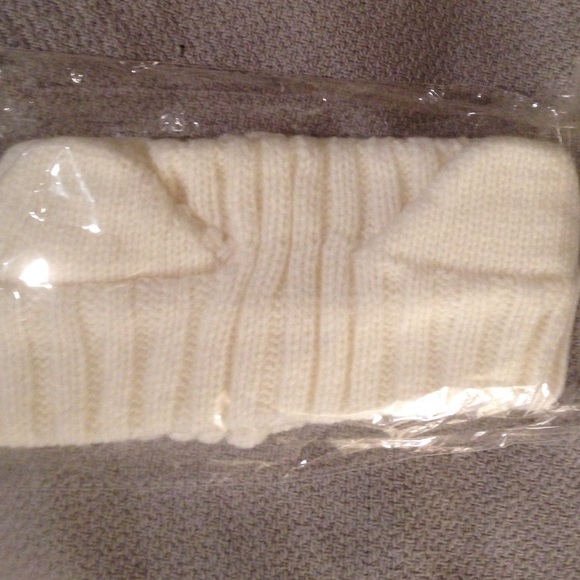 Animal Ear Knit Crochet Headband - Picture 3 of 8