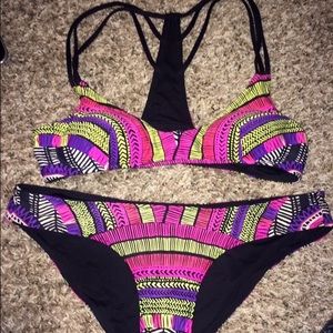 billabong bathing suit