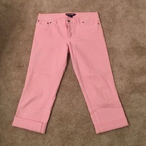 Size 8 Vineyard Vine Pink Capris