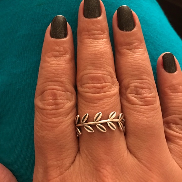 Pandora ring