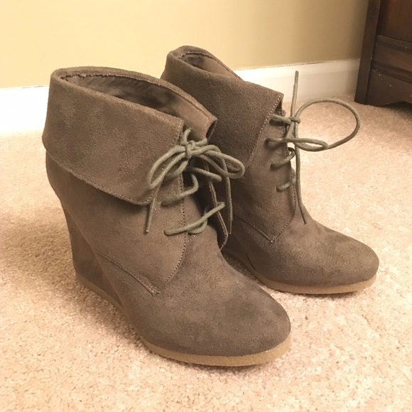 Mossimo Supply Co. Shoes - Mossimo Supply Co. Wedge Lace Shoes