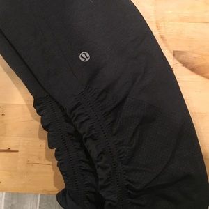 Lululemon in the flow crop legging