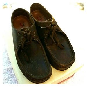 Dark Brown wallabees