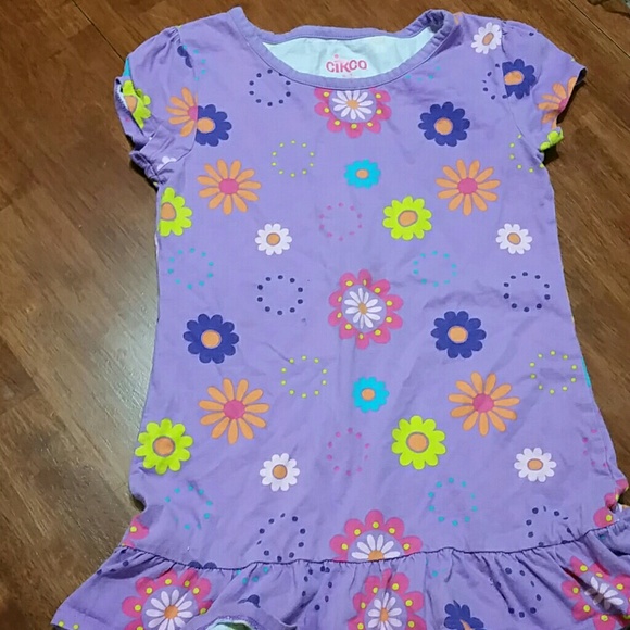 Girls ruffle t-shirt