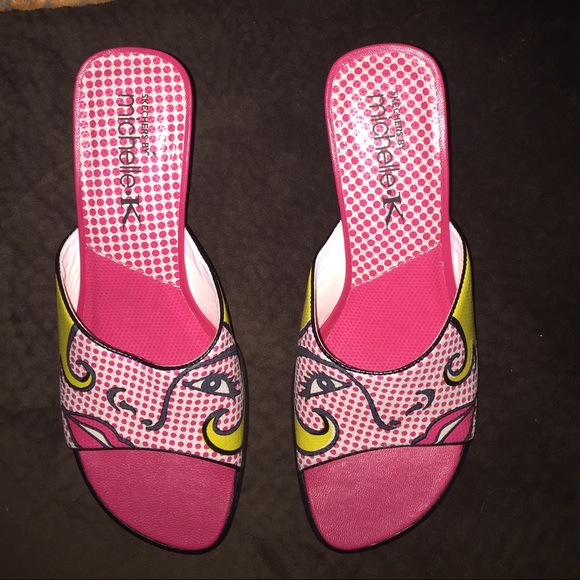 Sandals 8 1/2 brand new - Picture 1 of 3