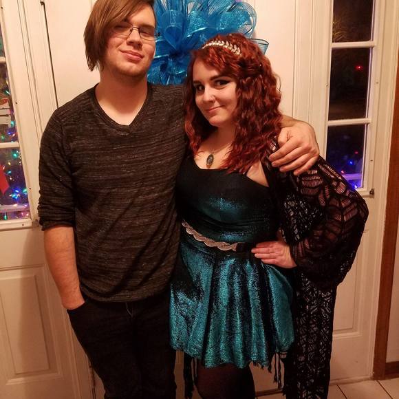 Meet your Posher, Shae - Picture 1 of 1