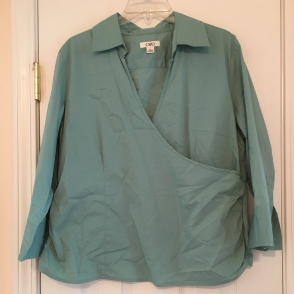 2 shirts - Picture 3 of 4