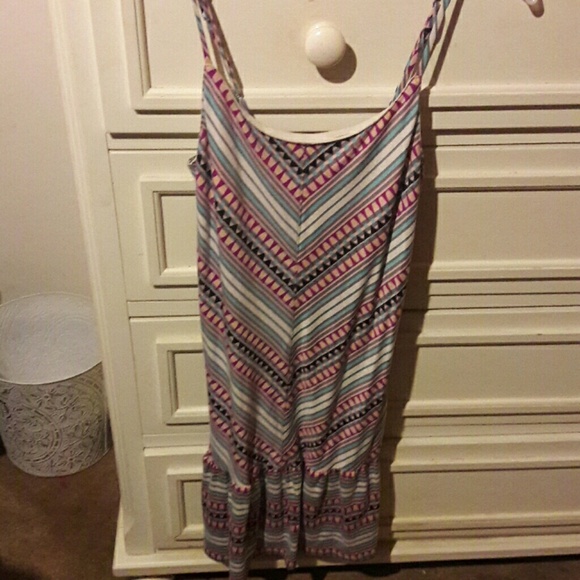 Aztec vibrant color ruffle bottom dress - Picture 1 of 2