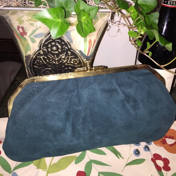 Vintage (80s) Emerald Suede Clutch