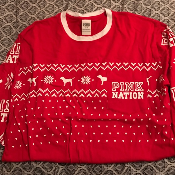 Vs pink holiday tee