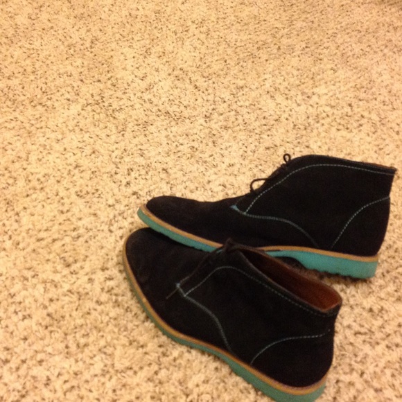 JD Fisk suede 8.5 Chelsea boots with blue sole