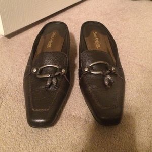 Brown 5th avenue heels