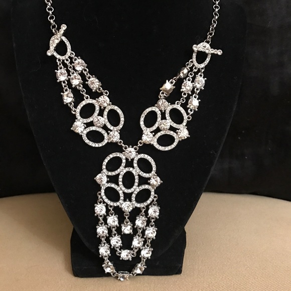 Nina Jewelry Jenna Dramatic Crystal Necklace-NWOT