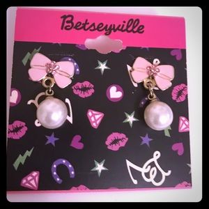 BETSEY JOHNSON BETSYVILLE Earrings