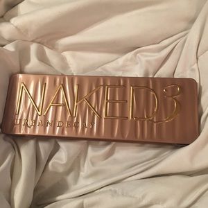 UD Naked 3 Palette