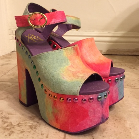 YRU rainbow daydream platforms