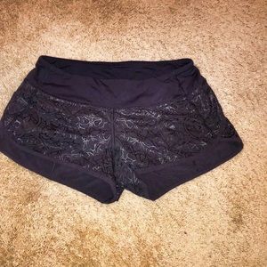 Lululemon Size 6 Running Shorts