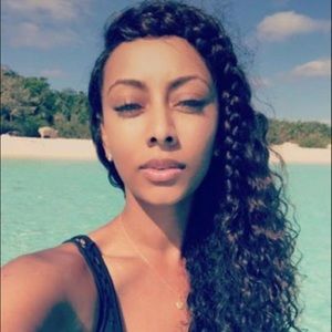 Meet your Posher, Sherry