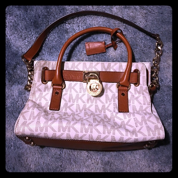Michael Kors Hamilton Satchel in Vanilla