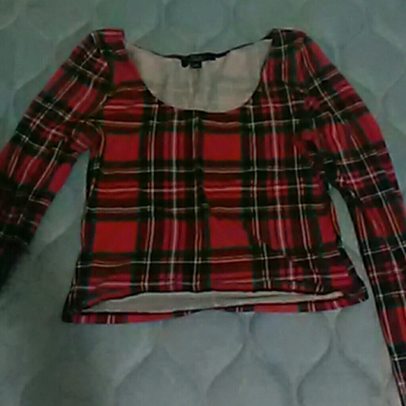 Long sleeve & plaid - Picture 1 of 1