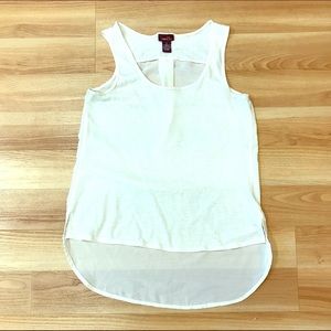 White high-low tank