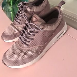 Nike Air Max Thea