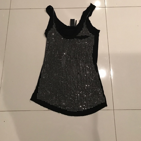 Guess Tank