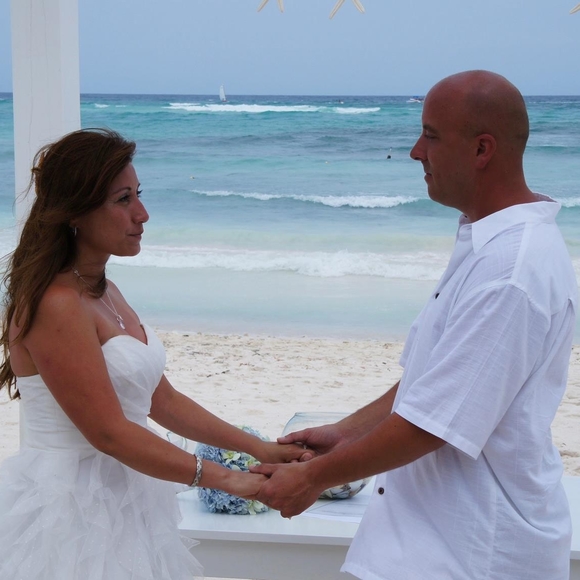 Meet your Posher, Teresa - Picture 1 of 1