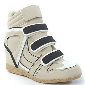 Hidden Wedge Sneaker - Nude