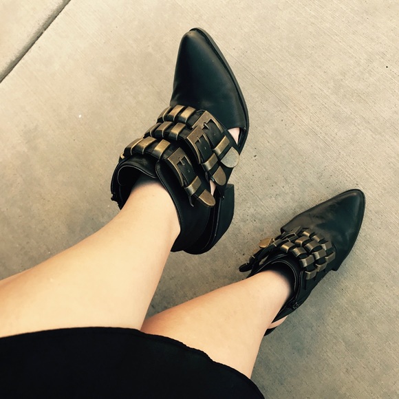 Shoes - Black Booties