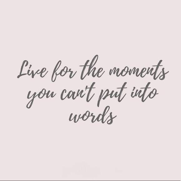 Welcome to my Closet! 🥂✨ - Picture 2 of 2