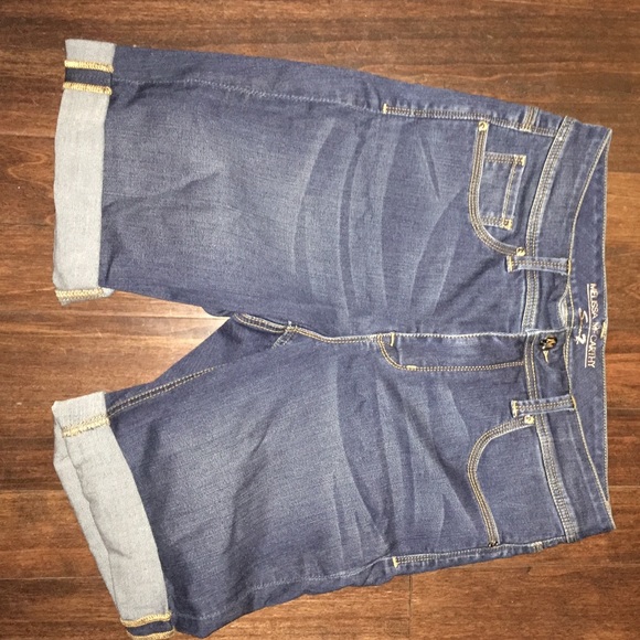Never worn Melissa McCarthy shorts