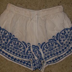 Abercrombie & Fitch Embroidered Soft Shorts