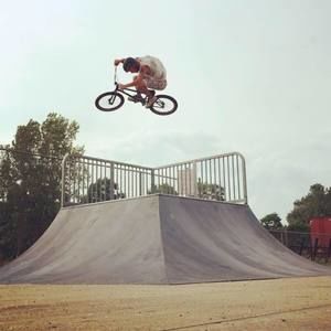 Meet your Posher, Levi