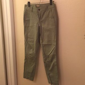 J. Crew factory Frankie chino, size 00, green