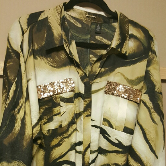 Chico's Leopard print blouse