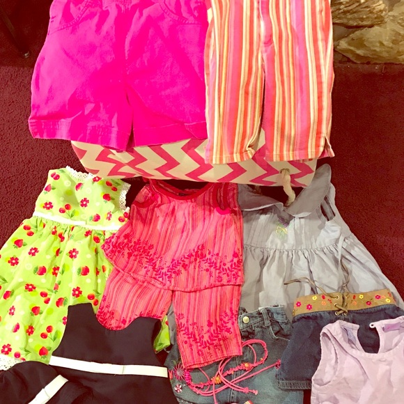 **SOLD**----ADORABLE upscale girls lot- 2T
