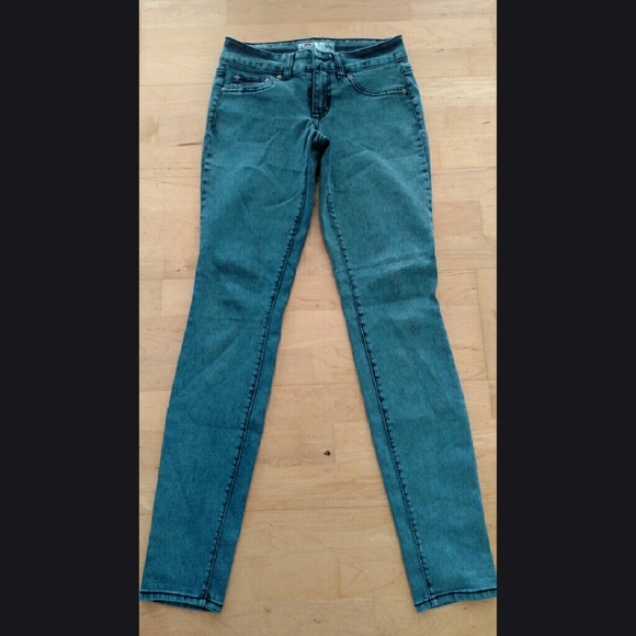 Jeans - Picture 2 of 2